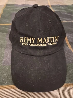 РЕДКАЯ REMY MARTIN ТОНКОЕ ШАМПАНСКОЕ КОНЬЯК С РЕМЕШКОМ ДЛЯ ВЗРОСЛЫХ ШЛЯПА КЕПКА ДЛЯ ВЗРОСЛЫХ  - Изображение 1 из 4