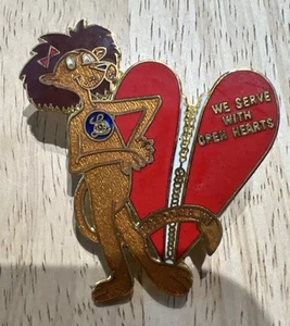 Fredonia Wisconsin We Serve With Open Hearts Lions Club Pinback - Picture 1 of 9