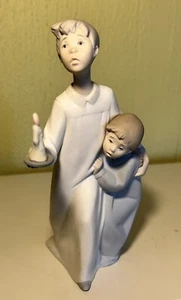 Retired Lladro Porcelain Figurine 4874 "Children in Nightshirts" Boy/Girl/Candle - Picture 1 of 8