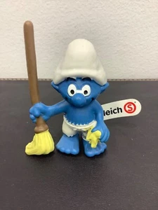 Schleich The Smurf's Figurine "Ship’s Boy" (207639) - 5.5 Cms  - Collectable - Picture 1 of 2