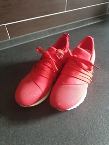 Damen Schuh - Sneaker - in tollem Rot - Gr. 39 - Bild 1 von 3