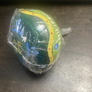 Toy Top - Picture 1 of 4
