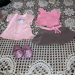 AMERICAN GIRL DOLL   OUTFITS CLOTHES LOT RETIRED Moon Shirt Purple Star Slippers - Picture 1 of 6