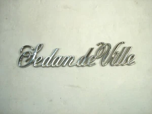 CADILLAC SEDAN DEVILLE SCRIPT CHROME PLASTIC EMBLEM - 6.5 X 1.5 INCH - Bild 1 von 4
