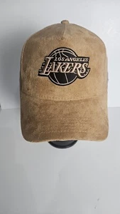 Los Angeles Lakers New Era 9Forty Suede Tan Classic Style Hat Cap NBA - Picture 1 of 10
