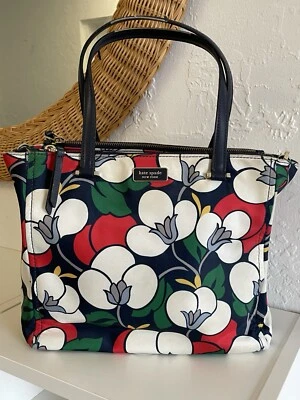 Bolso de mano Kate Spade blanco rojo verde floral clásico elegante plato dorado Foto 1 de 4