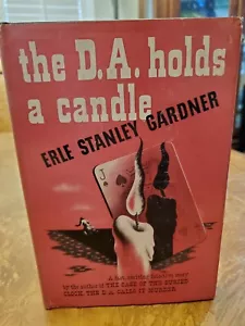 The D. A. Holds a Candle by Erle Stanley Gardner first edition - Foto 1 di 5