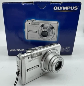 Olympus FE-340 8,0 megapixel fotocamera digitale, completa di scatola, batteria e caricatore funziona - Foto 1 di 22