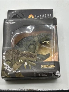 Universal Jurassic World Collezione Hammond Scutosaurus Dino Figura 2024 MATTEL - Foto 1 di 11