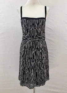 Vestido Ann Taylor LOFT Línea A Talla 10 Negro Marfil Sin Mangas Geométrico Nuevo Etiqueta $69 - Imagen 1 de 6