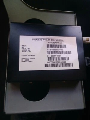 Satellite Radio Receiver w/Mounting Bracket - Image 1 of 4