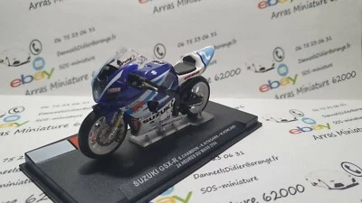 Suzuki GSX-R - 2004  1:24 eme  avec boite plexi   (  neuf  ) - Photo 1/3