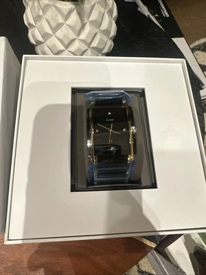 Rado Integral Diamonds 31 毫米石英黑色表盘 R20207712 — 第 1/3 张图片