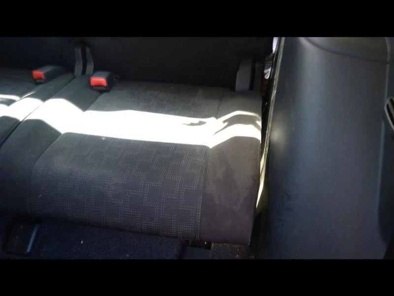 MAZDA 5   2010 Third Seat Station Wagon  Van 335190 Foto 1 de 4