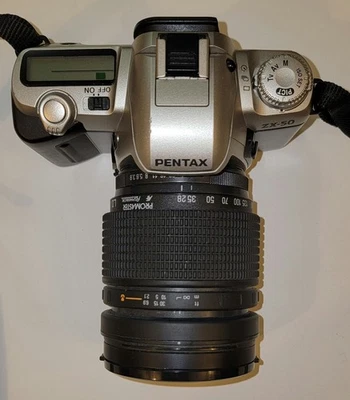 PENTAX ZX-50 35mm FILM CAMERA W/ PROMASTER 28-200mm f/3.8-5.6 LD ASPHERICAL LENS - Image 1 of 4