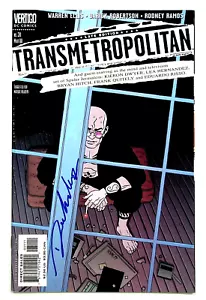 Transmetroplitan #31 signiert von Darick Robertson Vertigo DC Comic 39,99 Zustand - Bild 1 von 3