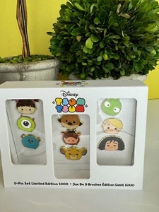 DISNEY STORE PIN SET TSUM TSUM LIMITED EDITION AUTHENTIC & SEALED NEW IN BOX - Bild 1 von 7