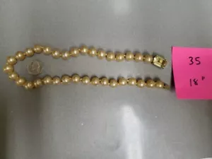 ESTATE 70s faux-pearl necklace - Picture 1 of 3