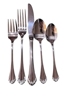 5 Stück Oneida Marquette 18/8 Edelstahl Gedeck - Bild 1 von 3