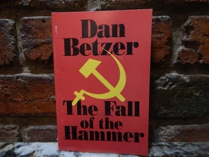 The Fall of the Hammer (USSR) by Dan Betzer of Revivaltime Media Ministries - Picture 1 of 2