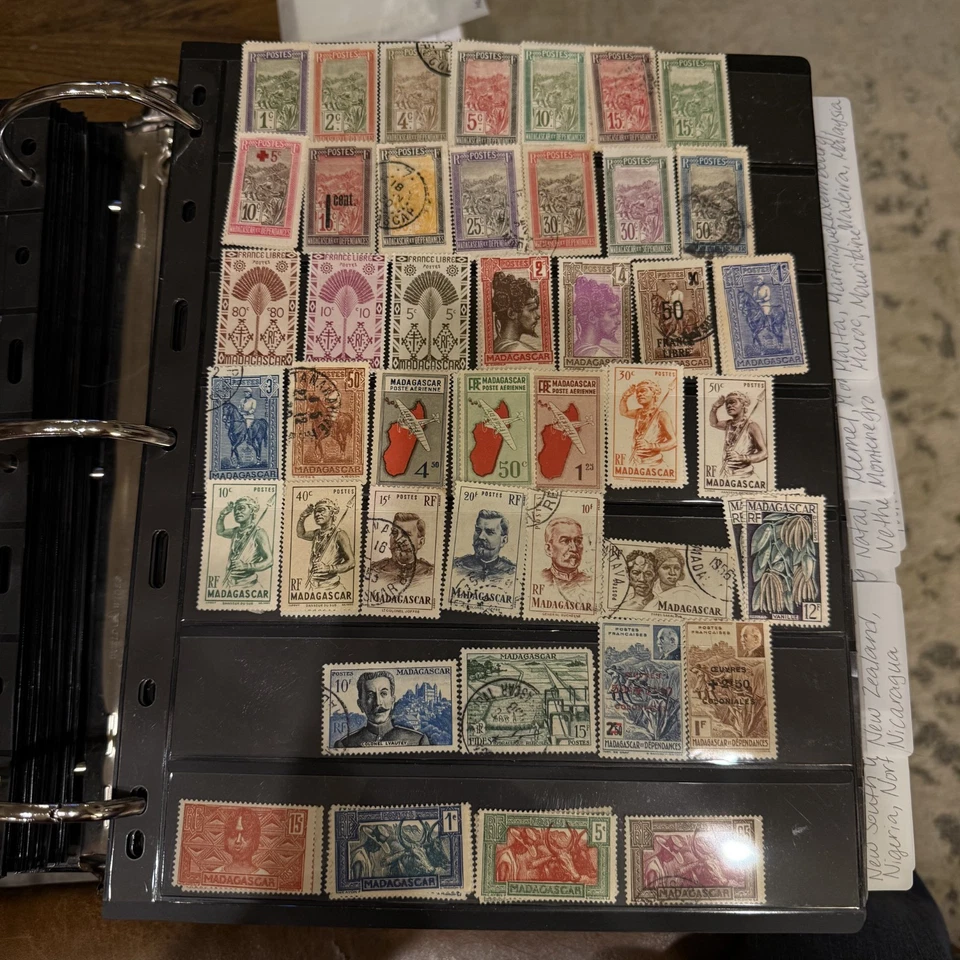 Sellos malgaches de Madagascar de colección duplicada;... ENVÍO GRATUITO Foto 1 de 2