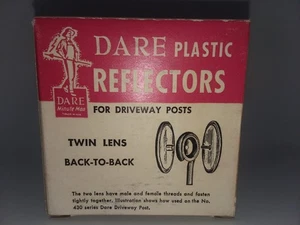 Vintage Dare Plastic Reflectors for Driveway Post Twin Lens - Picture 1 of 7