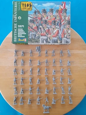 Revell 1/72 BRITISH INFANTRY Napoleonic Waterloo figures set 02571 Boxed Set - Image 1 of 4