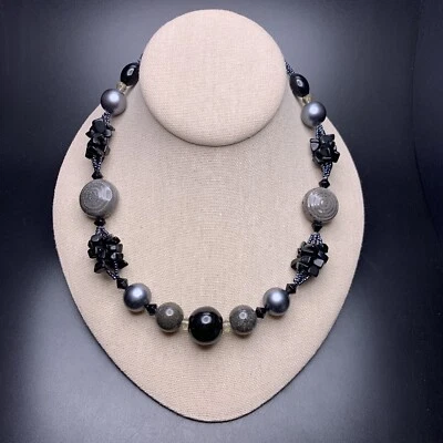 Collar Tú y Yo Grueso Gris Cerámica Imitación Perla Negro Piedras Preciosas Chip Cuentas Foto 1 de 4