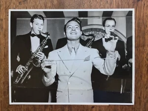 1936 Max Baer leads his Orchestra at Roosevelt Hotel NY - Picture 1 of 2
