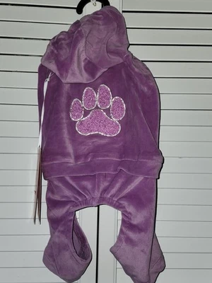 Conjunto de chándal Isaac Mizrahi Pet talla 2XS lila púrpura terciopelo perro con capucha brillante Foto 1 de 4