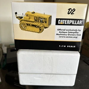 Caterpillar Cat D2 Crawler Tractor 5U Orchard - SpecCast 1:16 Scale #CUST781 New - Picture 1 of 9