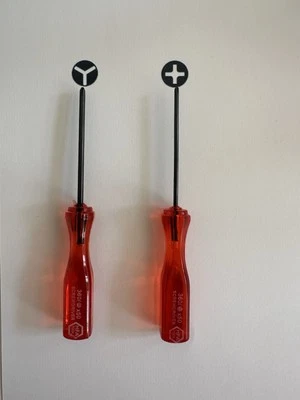 Magnetic Tri Wing cross screwdriver for DS GameBoy Wii Nintendo tool GBA SP 3DS - Image 1 of 4