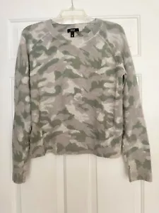 AQUA Cashmere ~ Camouflage Crew Neck Raglan Sleeve Sweater ~ Bloomingdale's ~Med - Picture 1 of 4