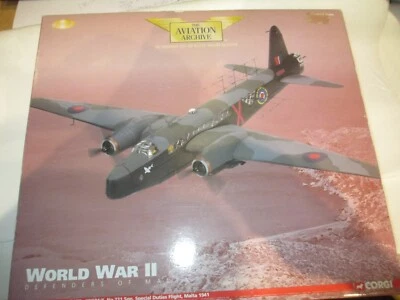 CORG AVIATIONI  1:72 VICKERS WELLINGTON MKVIII HX604:X O 221 SQN RAF MALTA 1941 - Image 1 of 4