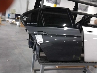 BMW 340I 2018 puerta trasera derecha gris usado pieza OEM SKU NJ25-18065-451871 Foto 1 de 2