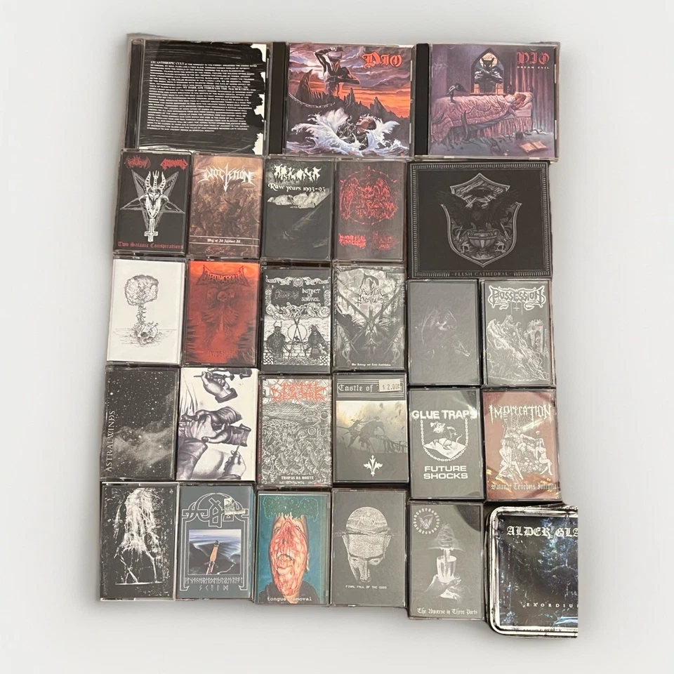 Black Metal Death Doom Cassette Tapes CD Lot 25 Rare Demos Underground Limited - Imagem 1 de 4