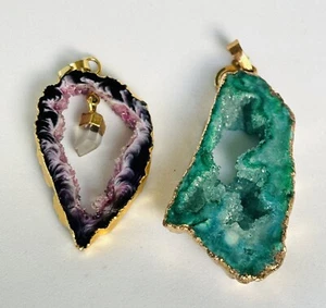 Vintage lot of 2 Purple Green Geo Slice Stone Pendant Gold tone - Picture 1 of 3