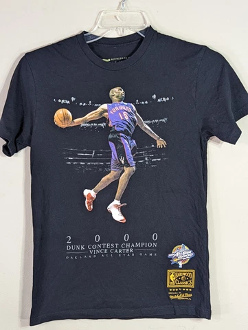 Mitchell & Ness Nostalgia Vince Carter 2000 NBA Slam Dunk Champion T-Shirt Small Cover