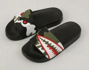 Jungen Sandalen Größe 13 Farbe Camouflage Hai Monster Cartoon Neu ohne Karton - Bild 1 von 7