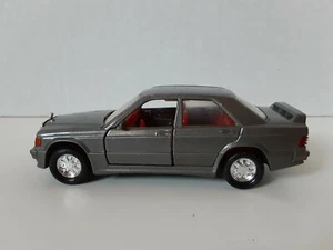 VINTAGE MATCHBOX SUPER KINGS 1985 MERCEDES BENZ 190E - Picture 1 of 5