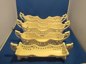 Set of 4 White Ceramic Cutlery Caddy Holder Scrolled Embossed Unmarked. - Picture 1 of 9