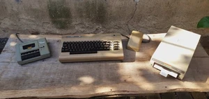 ordinateur vintage Année 80 Commodore 64 - Afbeelding 1 van 15
