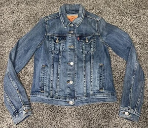 Vintage Levi’s Jacket Girls M (10 /12) Blue Denim Trucker Embroidered - Picture 1 of 16