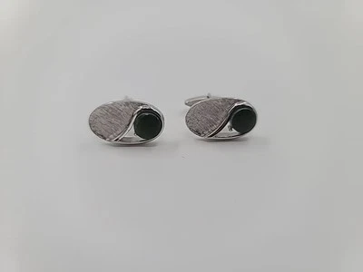 男式复古银色椭圆形绿色玉石单宝石眼袖扣珠宝首饰  — 第 1/4 张图片