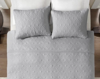 GREY MATELASSE 3pc Full Queen QUILT SET : COTTON FILL GRAY MEDALLION COVERLET - Image 1 of 4