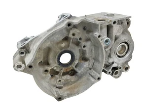 78 Yamaha DT125 DT 125 Left Side Engine Motor Crankcase Half - Picture 1 of 8