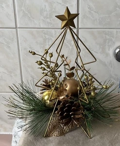 NEU* ABELLA Flora künstl. Arrangement Metall-Tanne weihnachtlich Höhe 30cm (1328 - Bild 1 von 4