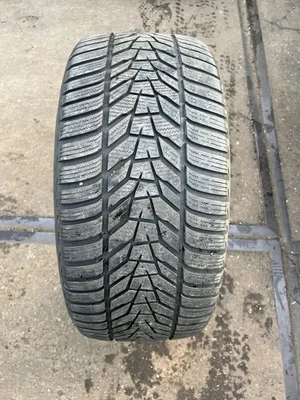 Winterreifen 275/40 R19 105V XL Hankook Winter I*Cept Evo 3 DOT21 5,3-6,7mm - Bild 1 von 4