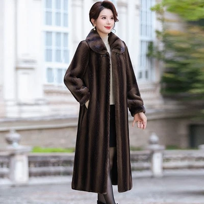 Winter Mink Fur Coat New Thickened Fur Coat Luxury Women's Warm Mink Fur Jacket - Image 1 of 4
