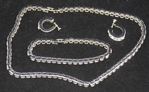 L - SET GIOIELLI ART DECO STRASS DEMI PARURE, COLLANA, ORECCHINI BRACCIALE - Foto 1 di 4